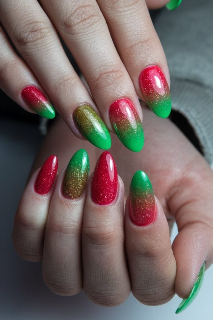 20 Red Green Christmas Nail Designs Nail The Glam 20-red-green-christmas-nail-designs-nail-the-glam